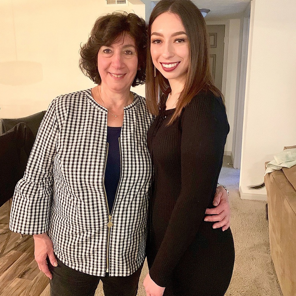 Your most thrifty “Poshinista”  👜👗👡